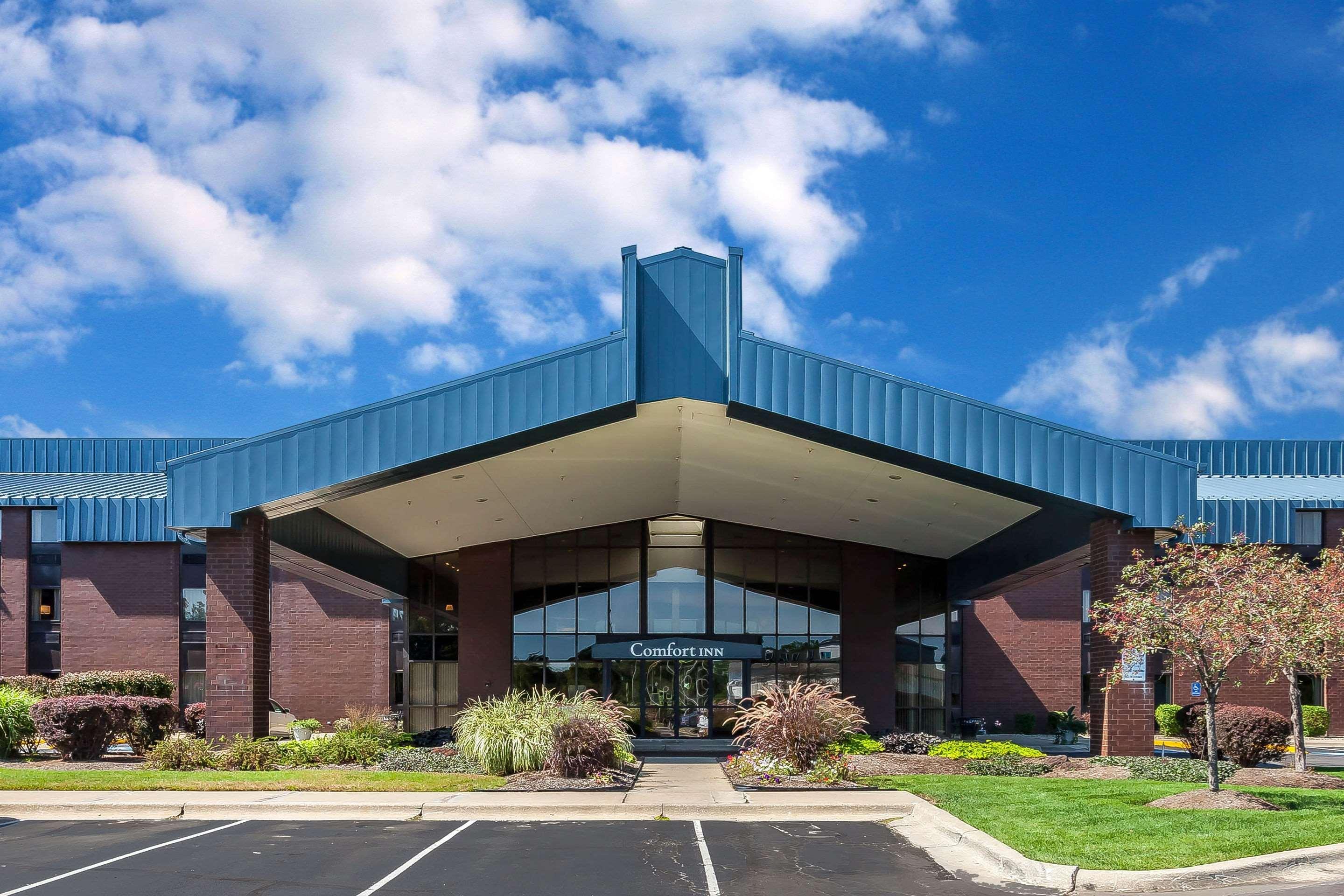 Comfort Inn - Hall Of Fame Canton Exterior photo